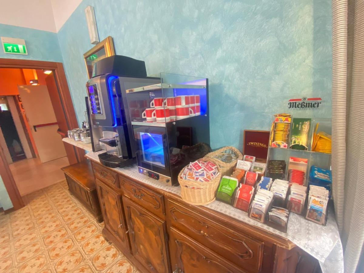 Hotel Tilly Cesenatico Ngoại thất bức ảnh