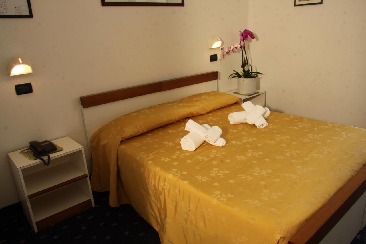 Hotel Tilly Cesenatico Ngoại thất bức ảnh