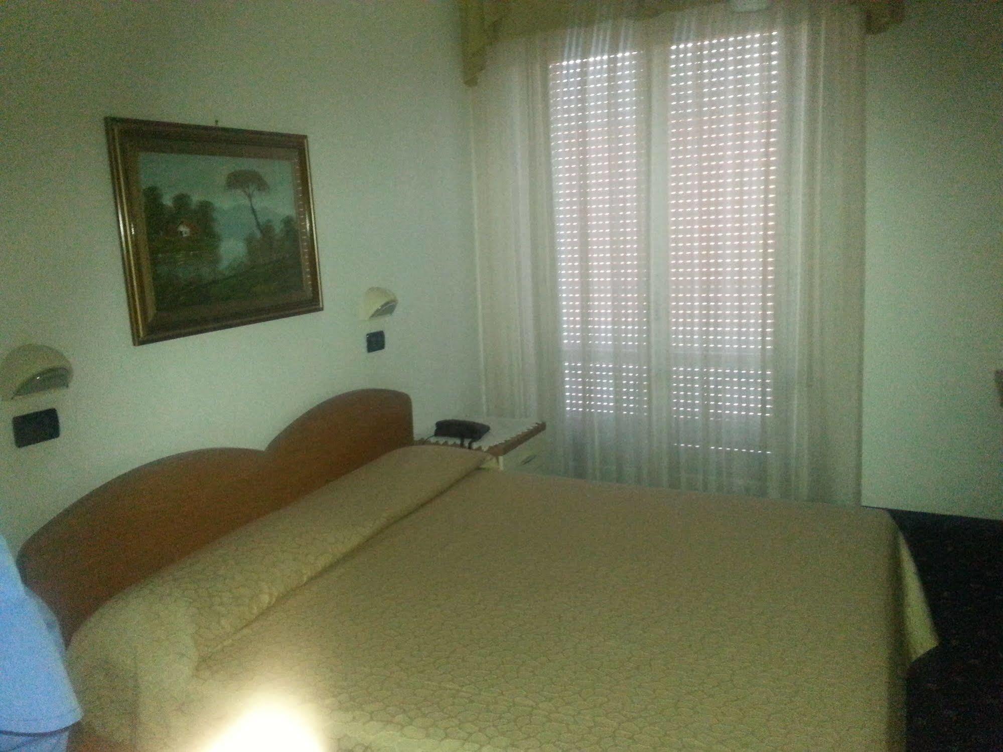 Hotel Tilly Cesenatico Ngoại thất bức ảnh
